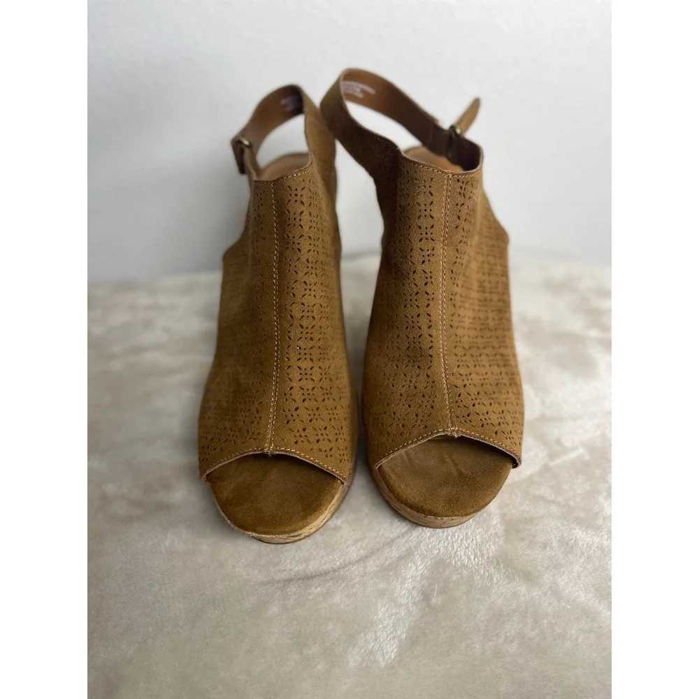 A.N.A. Malik Women Brown Laser Cut Wedge Sandals Cork Heel Slingback Size 10M